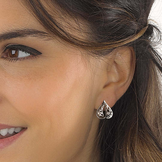 Kit Heath Blossom Flourish Loupe Sterling Silver Stud Earrings White Gold Kit Heath Blossom Flourish Loupe Sterling Silver Stud Earrings White Gold