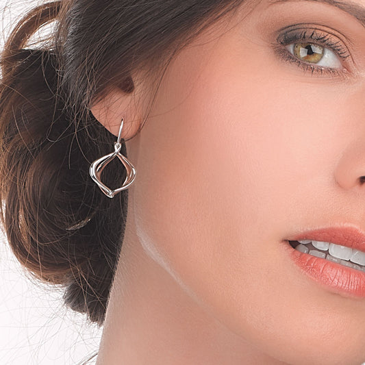 Kit Heath Alicia Rose Grande Drop Earrings White Gold Kit Heath Alicia Rose Grande Drop Earrings White Gold