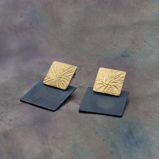 Wrinkled Multi Square Earrings White Gold Wrinkled Multi Square Earrings White Gold