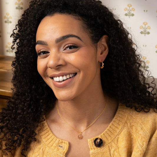 Laura Ashley Riverly Ditsy Guilloche Flower Sterling Silver Necklace Laura Ashley Riverly Ditsy Guilloche Flower Sterling Silver Necklace Laura Ashley Riverly Ditsy Guilloche Flower Sterling Silver Necklace Laura Ashley Riverly Ditsy Guilloche Flower Sterling Silver Necklace