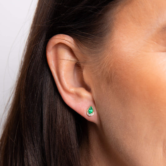 9ct White Gold Emerald Diamond Teardrop Stud Earrings 9ct White Gold Emerald Diamond Teardrop Stud Earrings 9ct White Gold Emerald Diamond Teardrop Stud Earrings 9ct White Gold Emerald Diamond Teardrop Stud Earrings