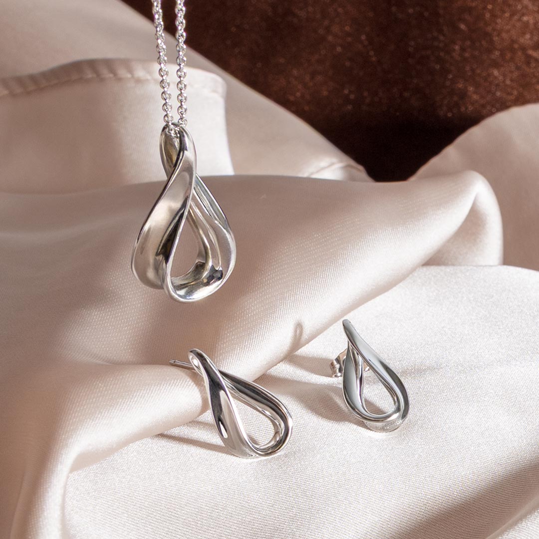 Kit Heath Sterling Silver Serenity Loop Grande Stud Earrings