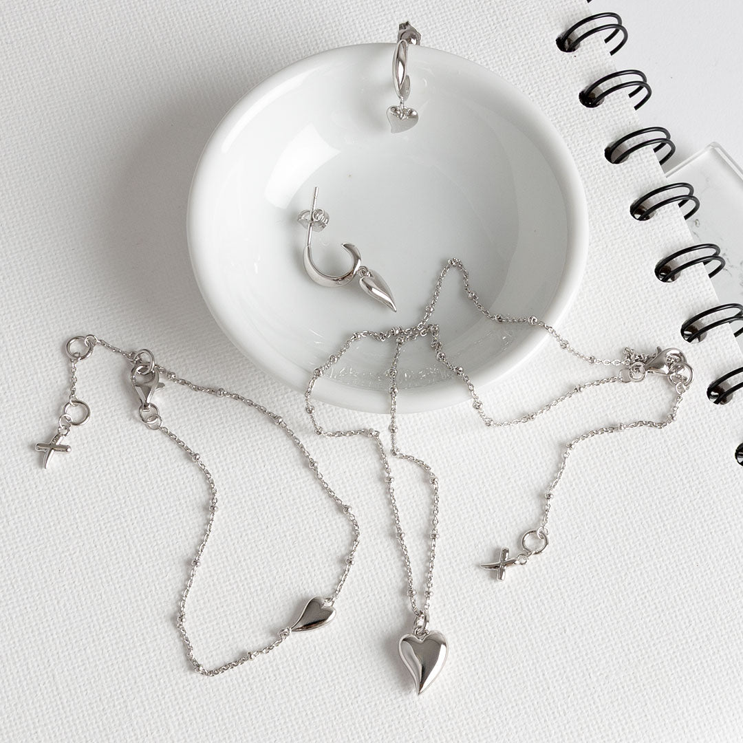 Kit Heath Sterling Silver Desire Kiss Midi Heart Ball Chain Necklace