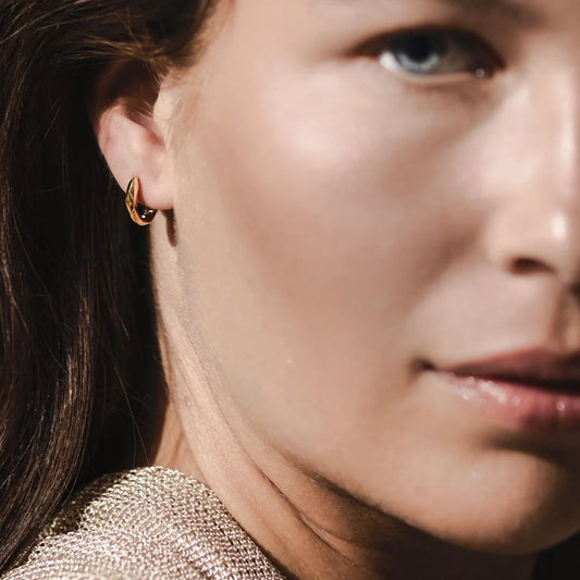 Kit Heath Glint Geo Golden Narrow Hinged Hoop Earrings Kit Heath Glint Geo Golden Narrow Hinged Hoop Earrings Kit Heath Glint Geo Golden Narrow Hinged Hoop Earrings Kit Heath Glint Geo Golden Narrow Hinged Hoop Earrings