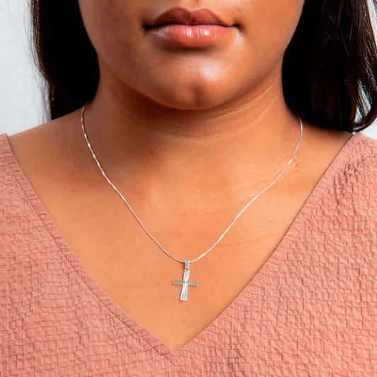 Radiant Sterling Silver Cross Pendant White Gold Radiant Sterling Silver Cross Pendant White Gold