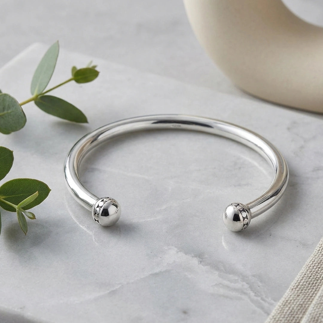 Fred Bennett Mens Oxidised Patterned Bangle