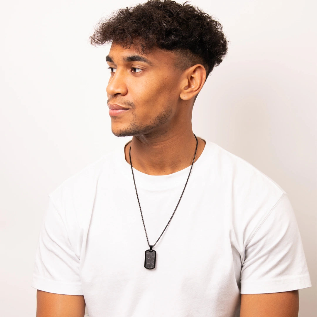Fred Bennett Mens Black Plated Steel and Carbon Fibre Dog Tag Pendant