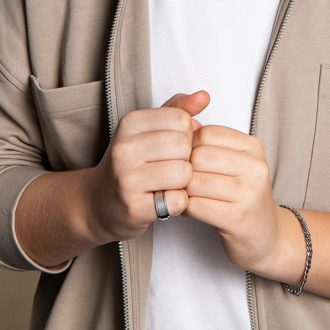 Fred Bennett Boys Stainless Steel Spinner Band Ring