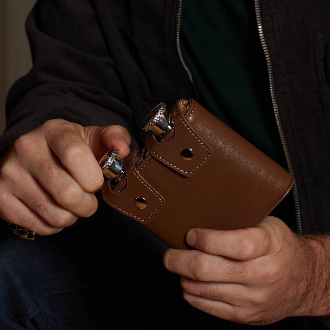 Fred Bennett Mens Twin Brown Leather 3oz Hip Flasks with Case