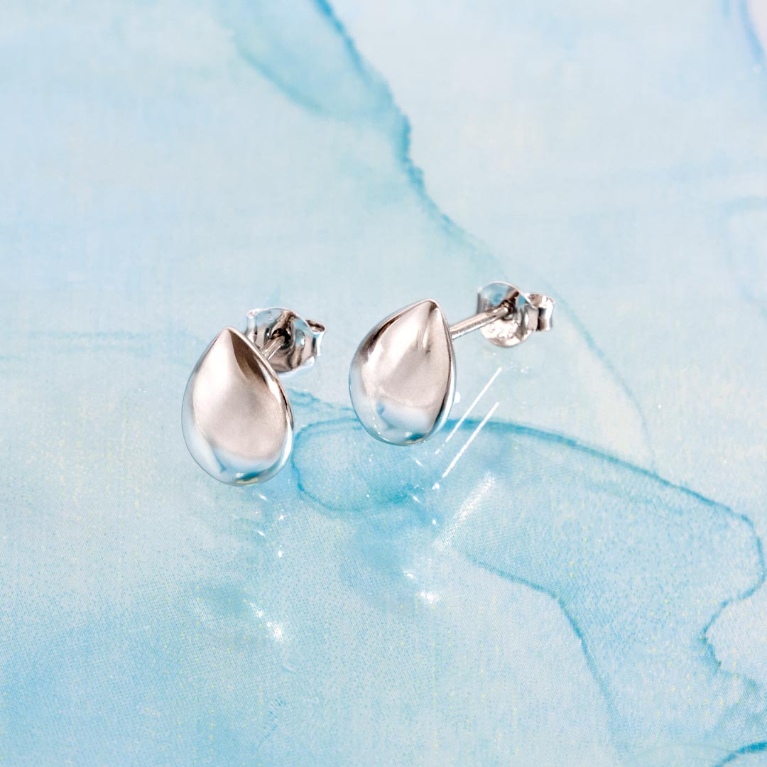 Kit Heath Sterling Silver Coast Pebble Smooth Stud Earrings