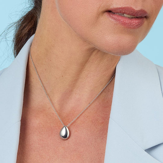 Kit Heath Sterling Silver Coast Pebble Smooth Grande Necklace Kit Heath Sterling Silver Coast Pebble Smooth Grande Necklace