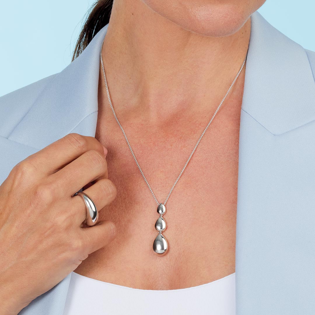 Kit Heath Sterling Silver Coast Pebble Smooth Triple Grande Slider Necklace