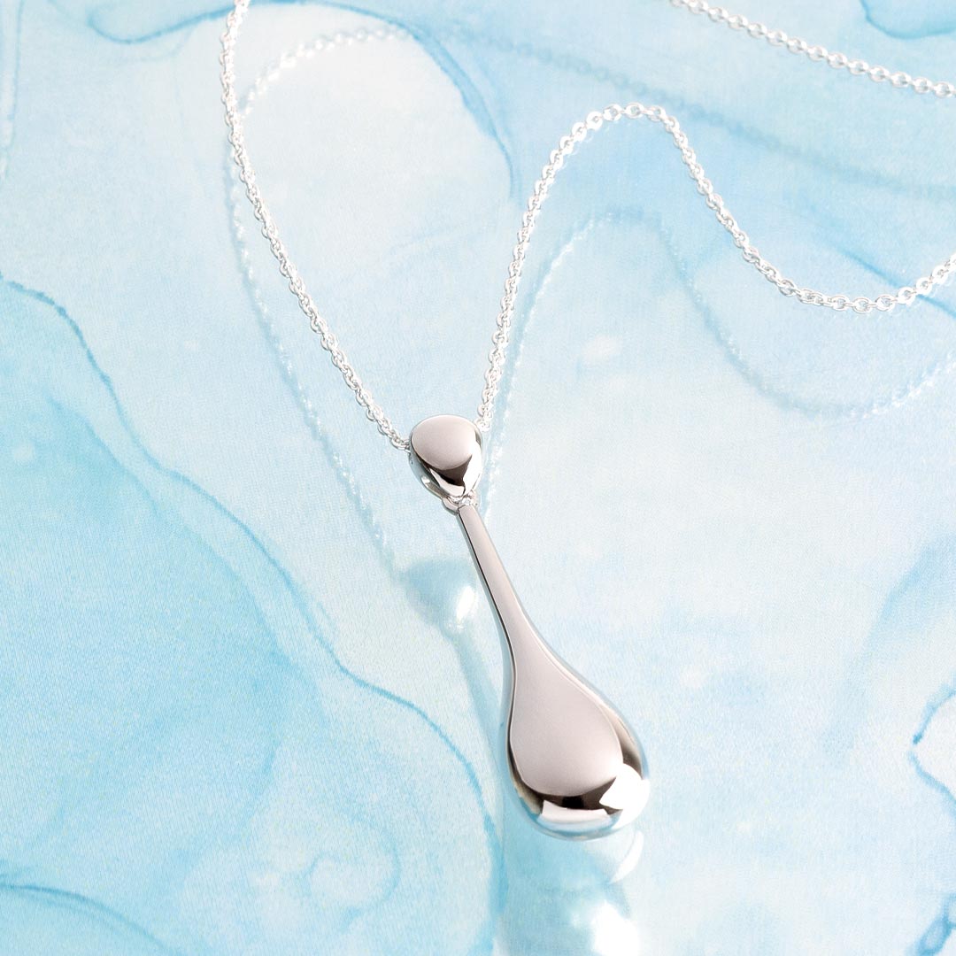 Kit Heath Sterling Silver Coast Pebble Smooth Elegant Necklace