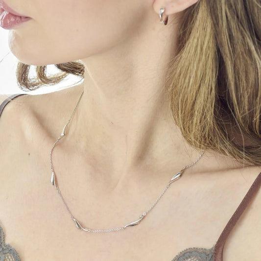 Kit Heath Serenity Curve Sterling Silver Station Necklace
