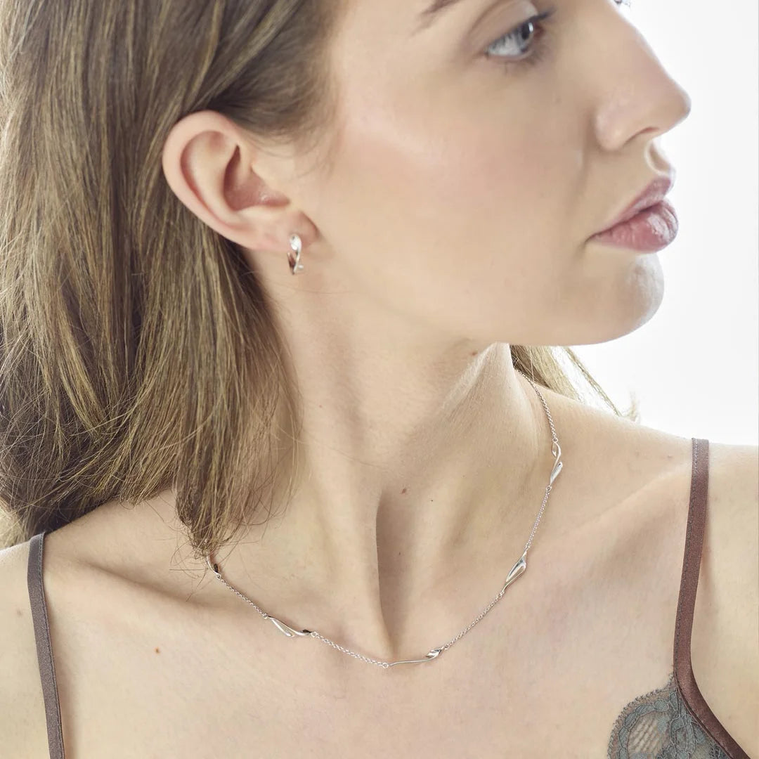 Kit Heath Serenity Curve Sterling Silver Station Necklace